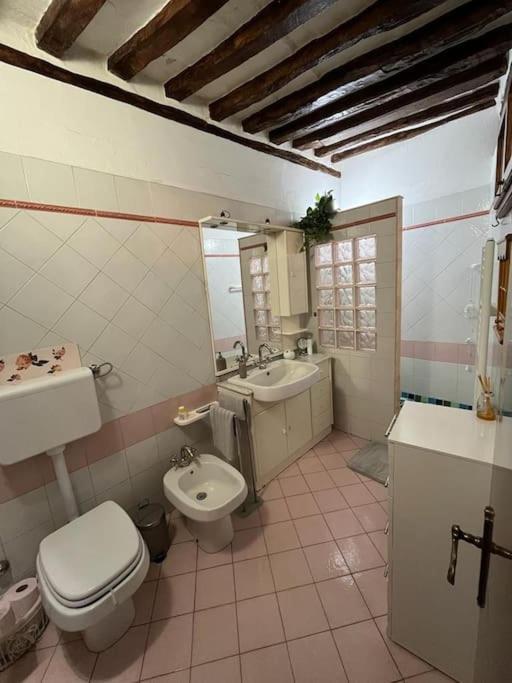 A Due Passi Da Piazza Grande Apartment Montepulciano Exterior photo